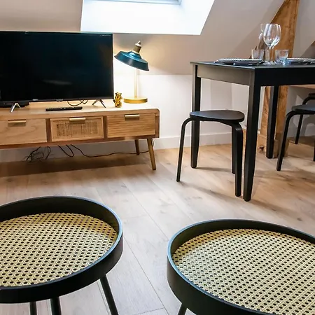 Confortable T1bis Renove, Au Coeur D'un Bourg Calme * La Chapelle-Neuve (Morbihan)